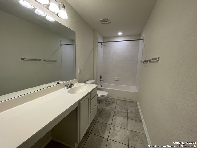 20228 Jove Oak Property Photo 44