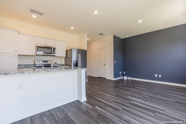 14706 Maple Ter Property Photo 4