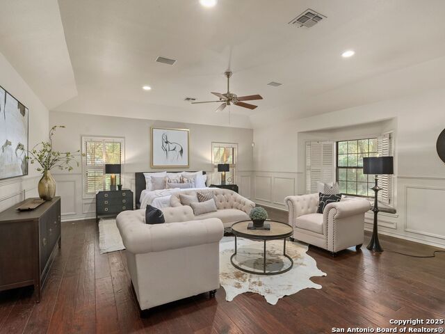 5 Ashin Way Property Photo 6