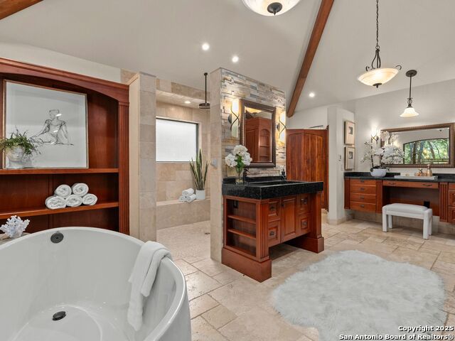 5 Ashin Way Property Photo 26