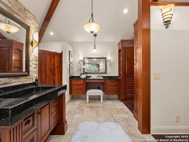 5 Ashin Way Property Photo 29