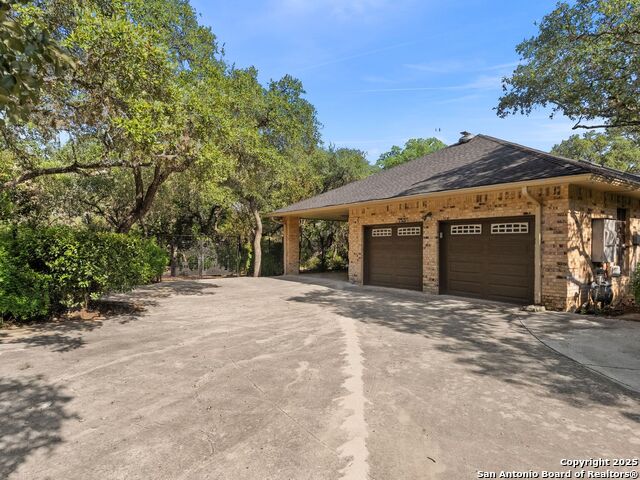 5 Ashin Way Property Photo 41
