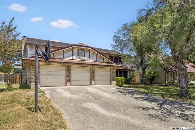 15222 Oak Spring St Property Photo 2
