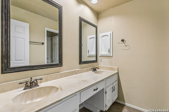 15222 Oak Spring St Property Photo 30