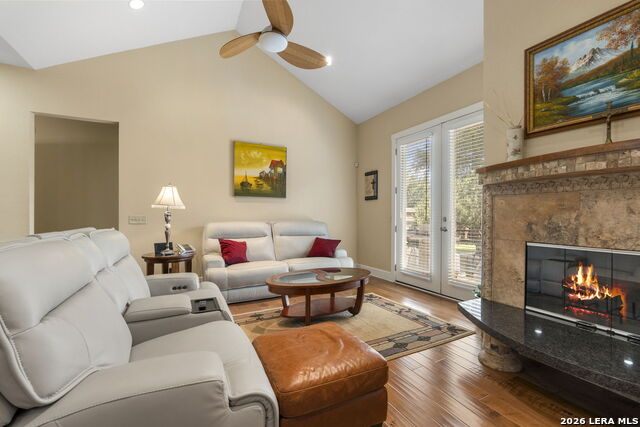 1070 Kings Ranch Property Photo 11