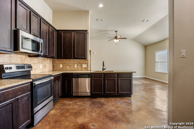 210 Ragsdale Way Property Photo 10