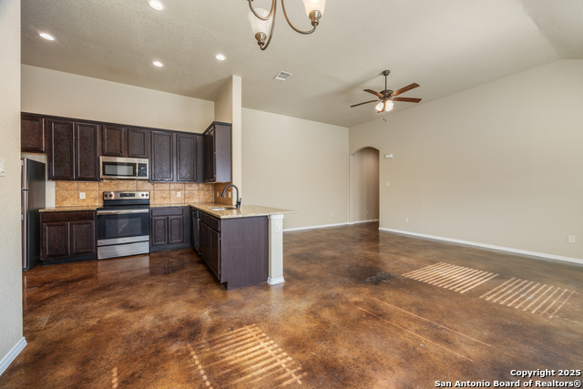 210 Ragsdale Way Property Photo 11