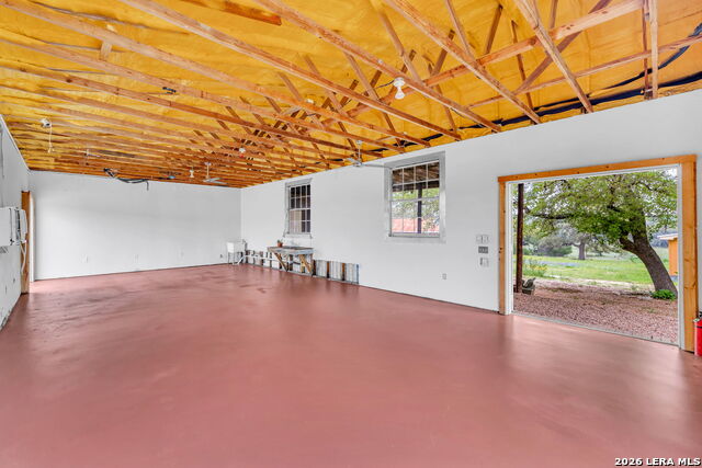 123 Rocky Rd Property Photo 6