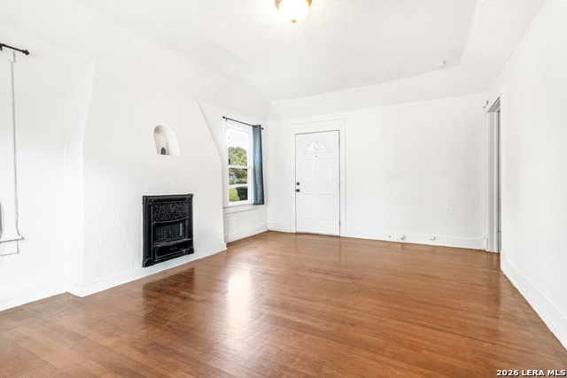 1434 Hicks Ave Property Photo 5