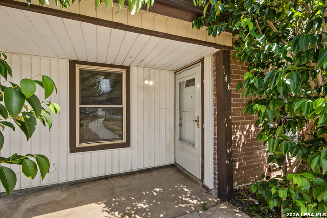 146 Stapleton St Property Photo 2