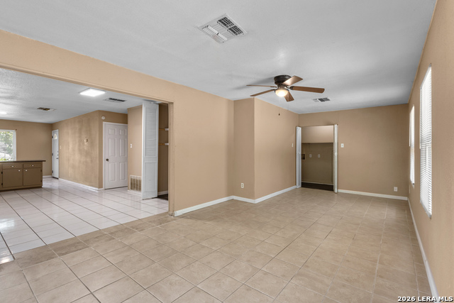 146 Stapleton St Property Photo 6