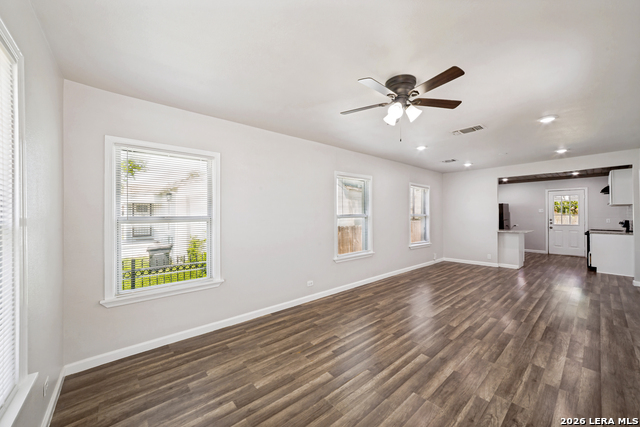 213 Westminster Property Photo 8