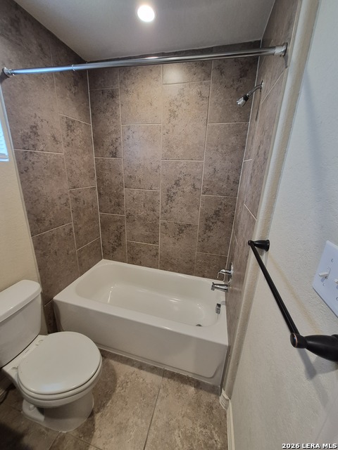 13911 Annas Way Property Photo 29