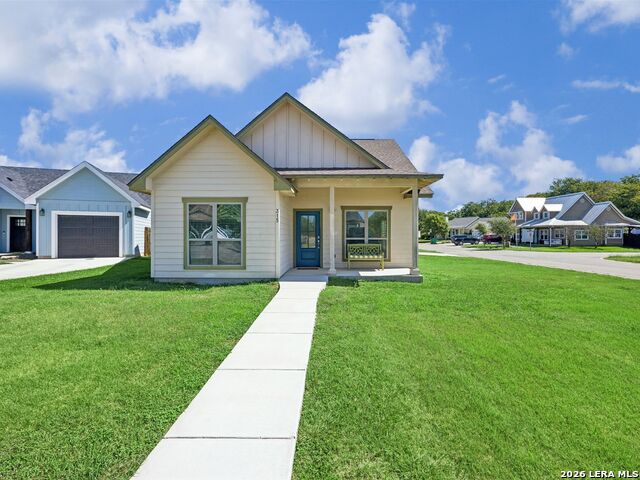 315 Sage Circle Property Photo 2