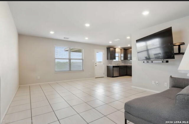 4338 Admirals Bend Property Photo 4