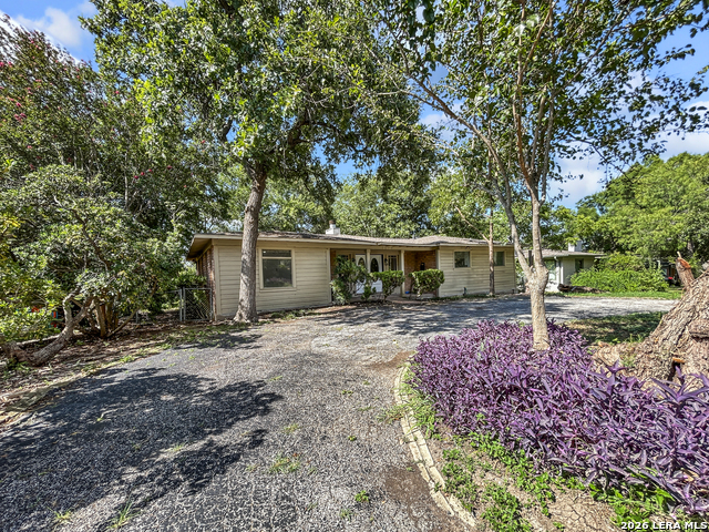 1028 Ivy Ln Property Photo 1