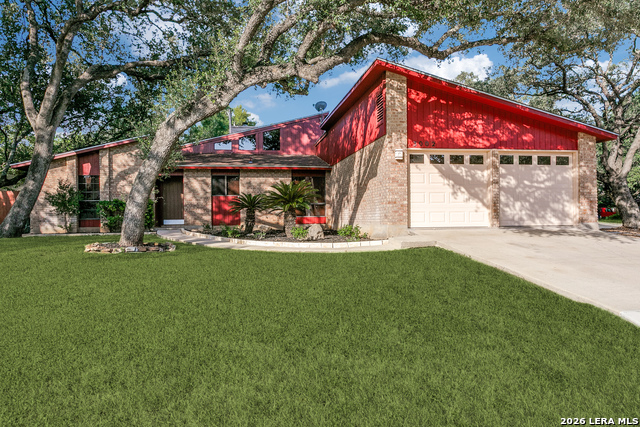 3002 View Oak Property Photo 1