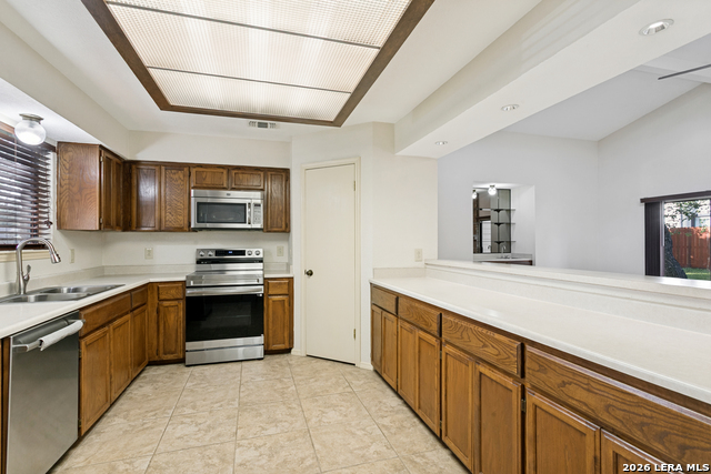 3002 View Oak Property Photo 5