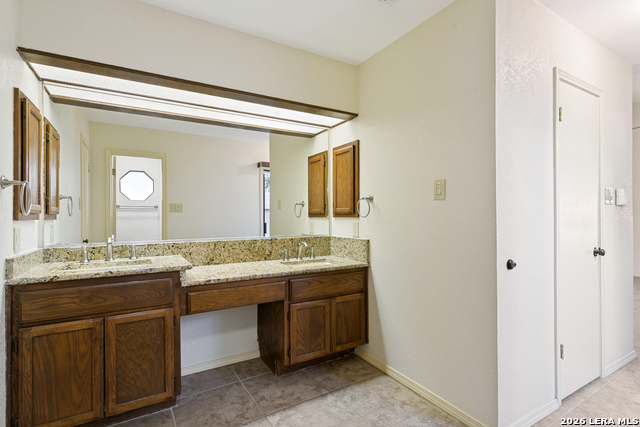 3002 View Oak Property Photo 7