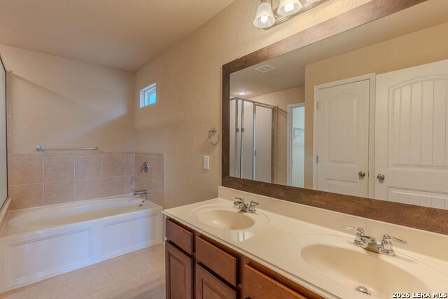 6906 Cedar Breeze Property Photo 33