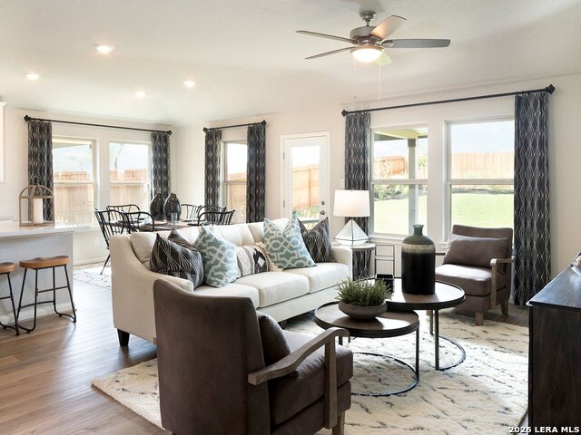 12711 Patras Point Property Photo 3