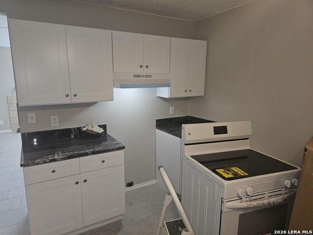 5827 Hawaiian Cv Property Photo 2