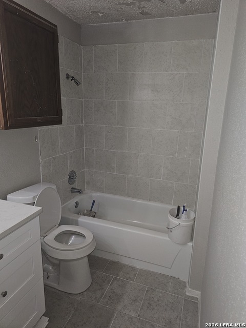 5827 Hawaiian Cv Property Photo 5