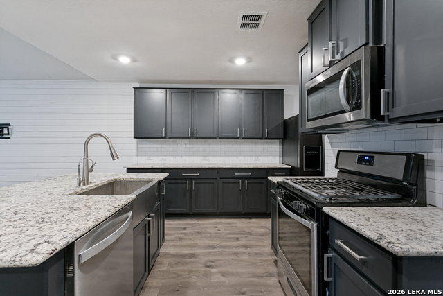 9908 Bratten Rise Property Photo 7