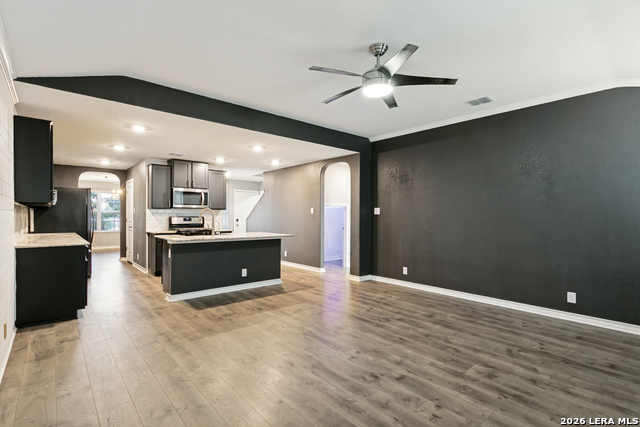 9908 Bratten Rise Property Photo 12