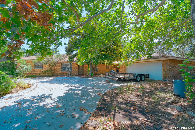 104 Braeburn Cir Property Photo 16