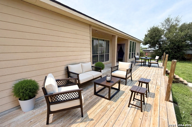 15003 Peoples Dr Property Photo 31