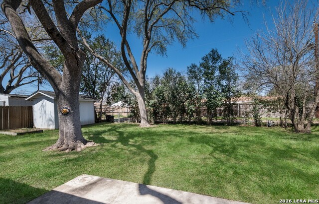 425 E Byrd Blvd Property Photo 16