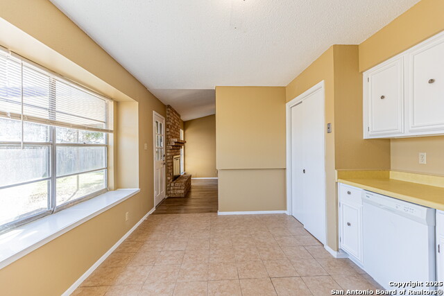 4414 Valleybrook Property Photo 11
