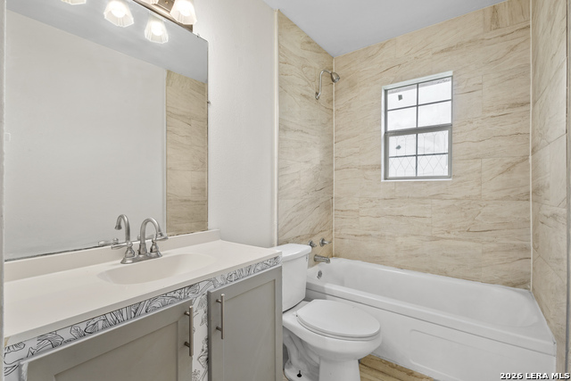 759 Avondale Ave Property Photo 12