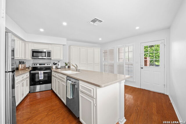 201 Ellwood St Property Photo 16