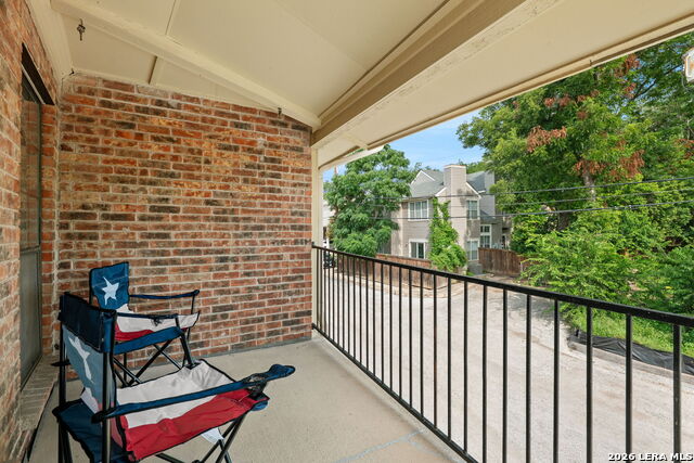 201 Ellwood St Property Photo 24