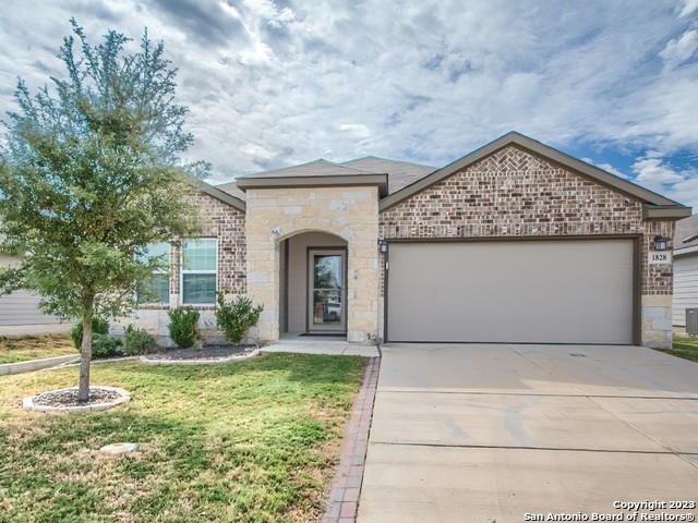 1828 HEATHER GLEN DR Property Photo 1