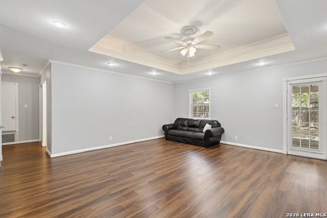 4823 Blue Heron St Property Photo 7