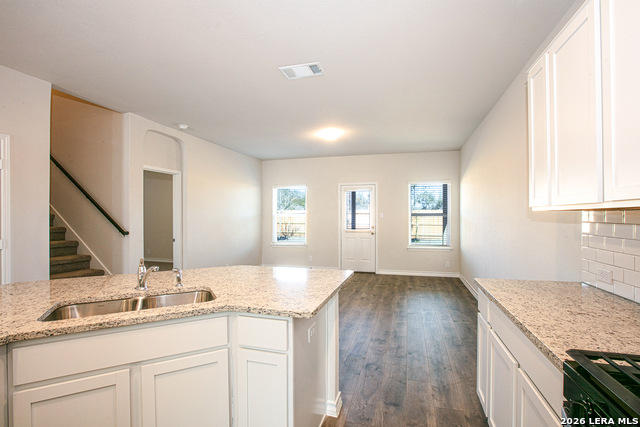 4925 Practice Grn Property Photo 1