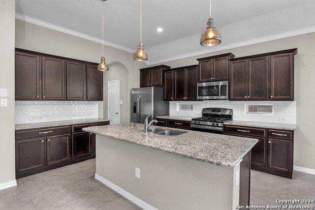 10423 Monicas Crk Property Photo 7