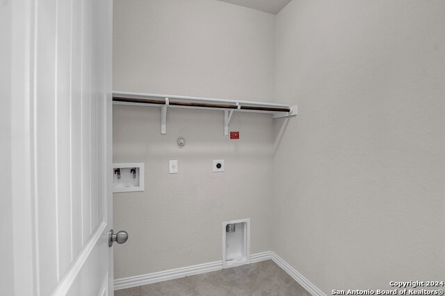 10423 Monicas Crk Property Photo 17
