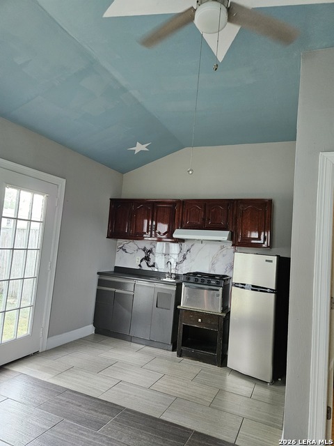 4814 Lost Hills Dr Property Photo 12