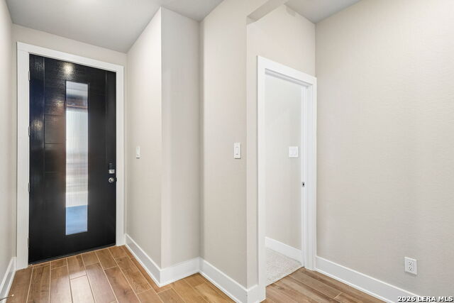 6458 Comanche Moon Property Photo 4