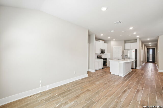 6458 Comanche Moon Property Photo 9