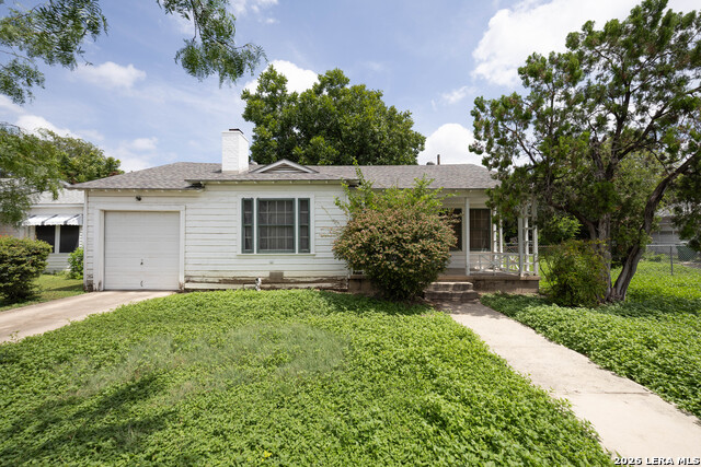 1115 Donaldson Ave Property Photo 1