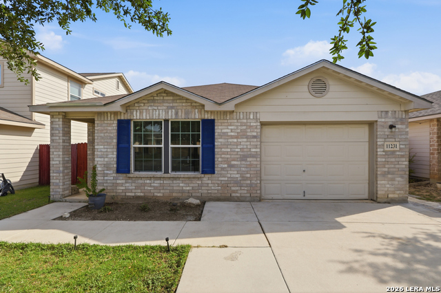 11231 Dublin Woods Property Photo 1