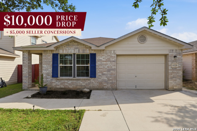 11231 Dublin Woods Property Photo 1