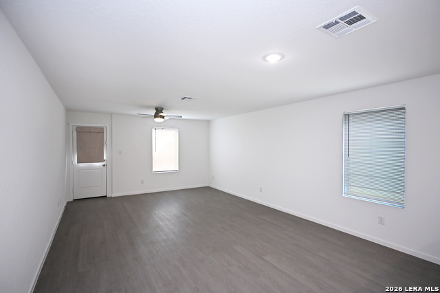 4925 Winecup Cv Property Photo 4