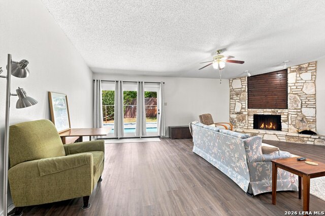 6019 Merrimac Cove Property Photo 6