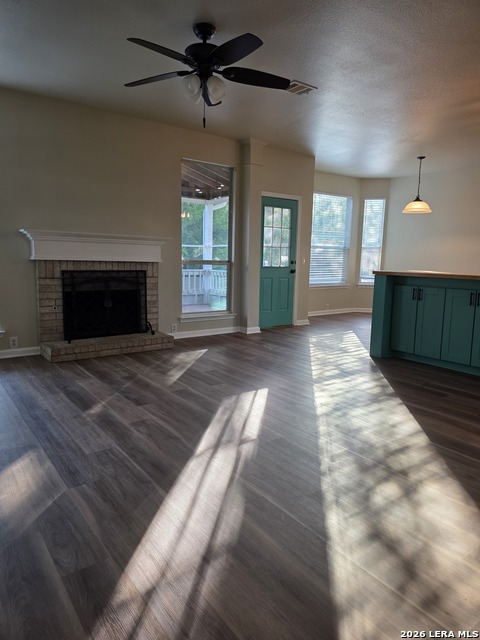 20907 Encino Ash Property Photo 4
